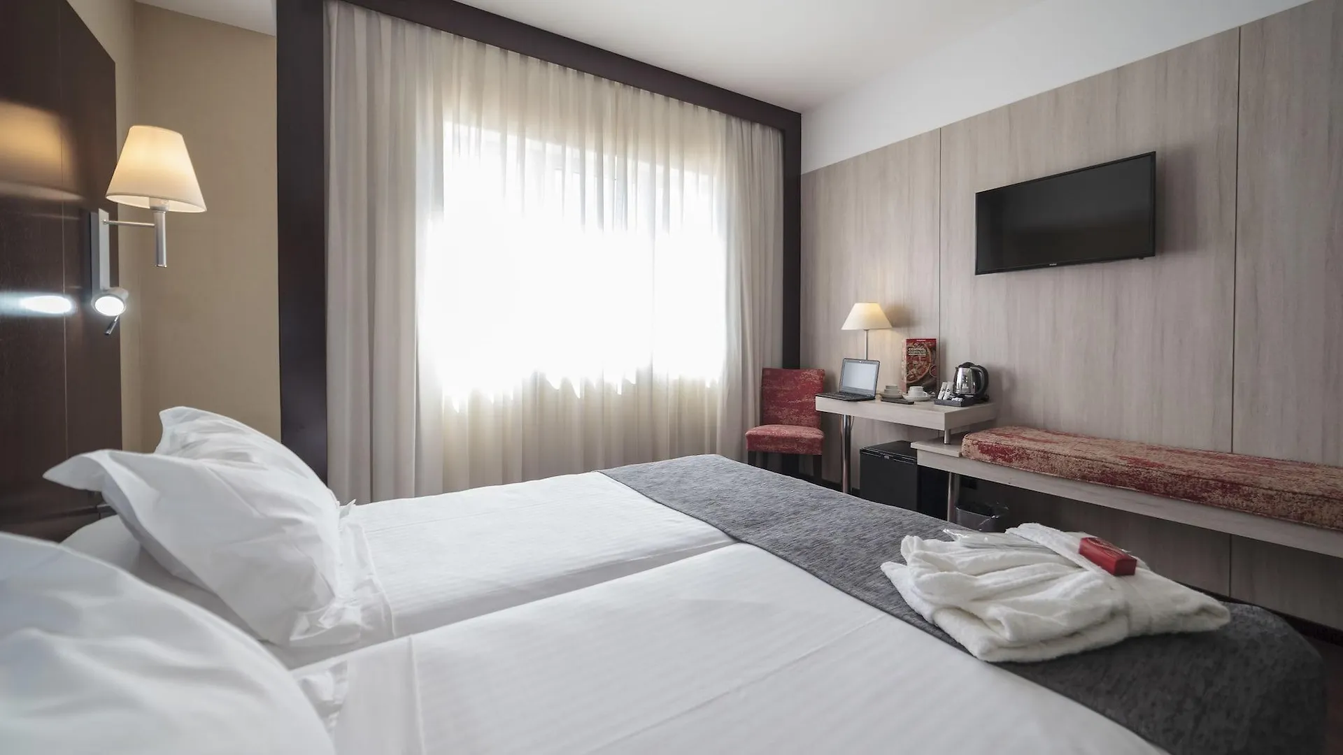 Hotel Salymar San Fernando 4*,